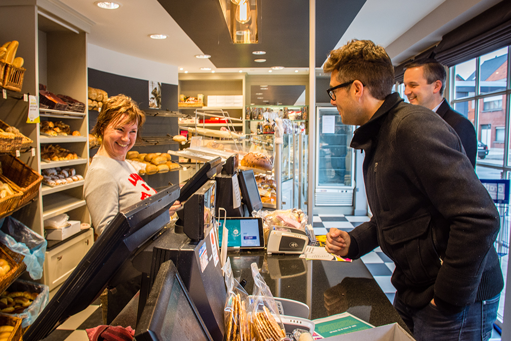 Avec le tax-shift équitable introduit à Zelzate, la taxation des surfaces a été ajustée de manière à ce que les multinationales soient proportionnellement plus taxées que la boulangerie locale. 