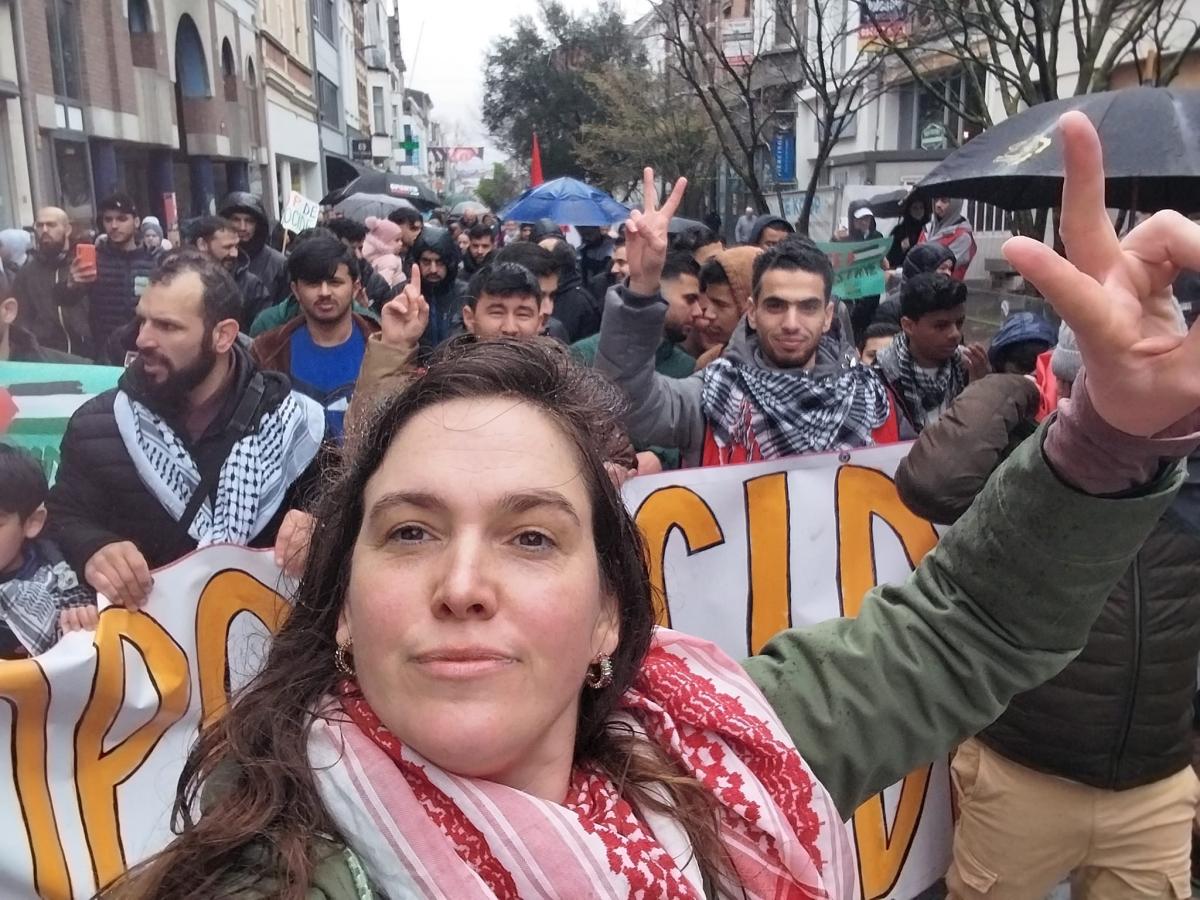 Debby Burssens lors d'une action pour la Palestine
