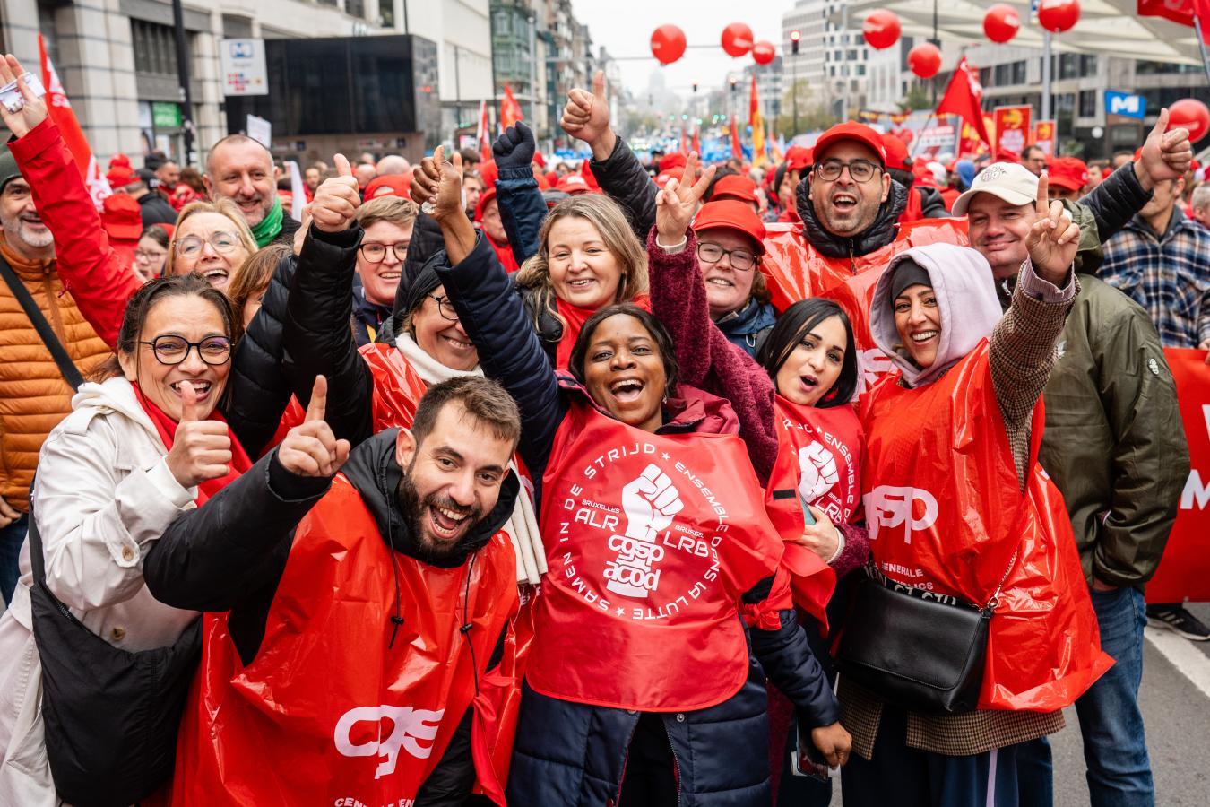 Des délégués CGSP lors de la manifestation du non-marchand.