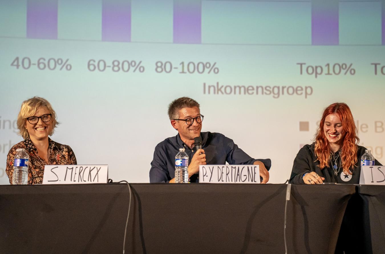 Sofie Merckx et Dermagne sur scène