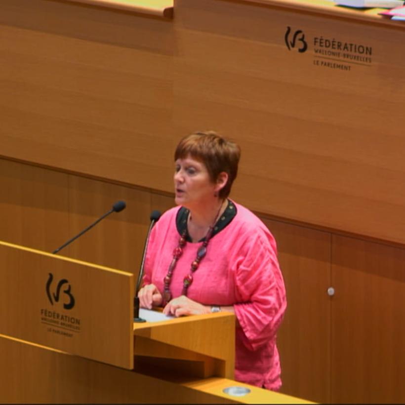 Alice Bernard intervient au parlement de la Communauté française