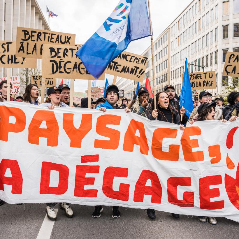 3e manifestation de la FEF contre le décret paysage