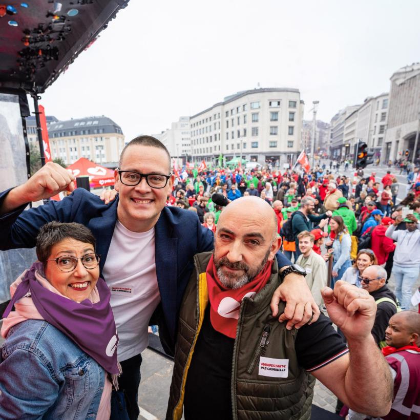 Raoul Hedebouw, Nadia Moscufo et Gaby Colebunders sur une manifestation