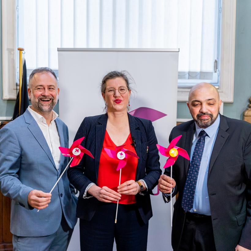 Dirk De Block (PTB), Catherine Moureaux (PS) et Ahmed El Khannouss (Molenbeek Autrement)