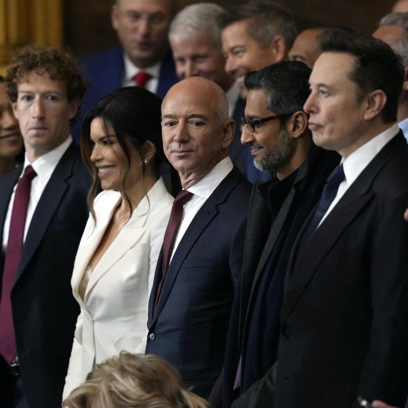 Mark Zuckerberg, Jeff Bezos et Elon Musk assistent à l'investiture de Donald Trump.