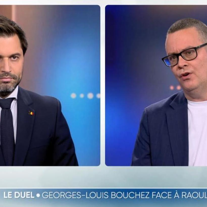 Capture du débat télévisé, l'écran est divisé en deux : à gauche Georges-Louis Bouchez, à droite Raoul Hedebouw