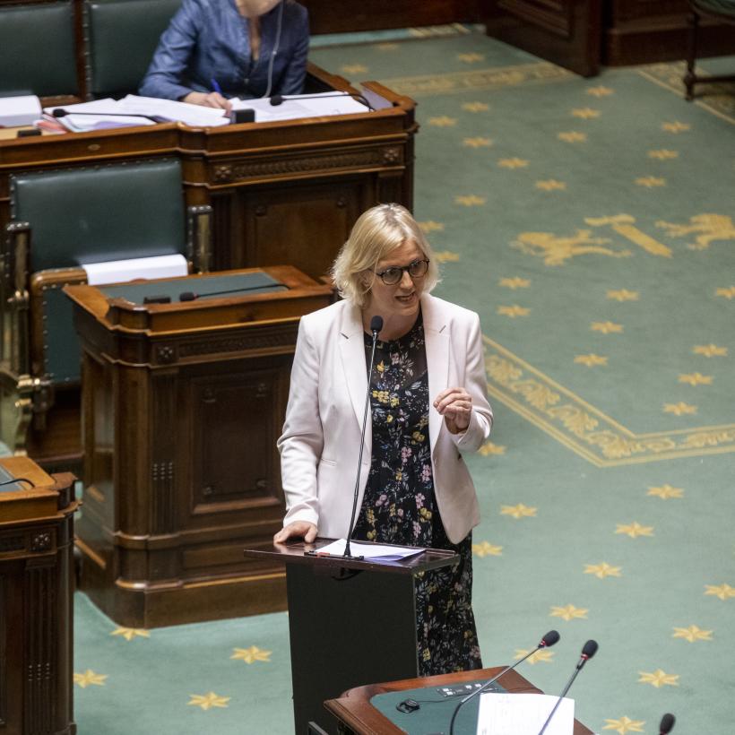 Sofie Merckx (PTB) au parlement.