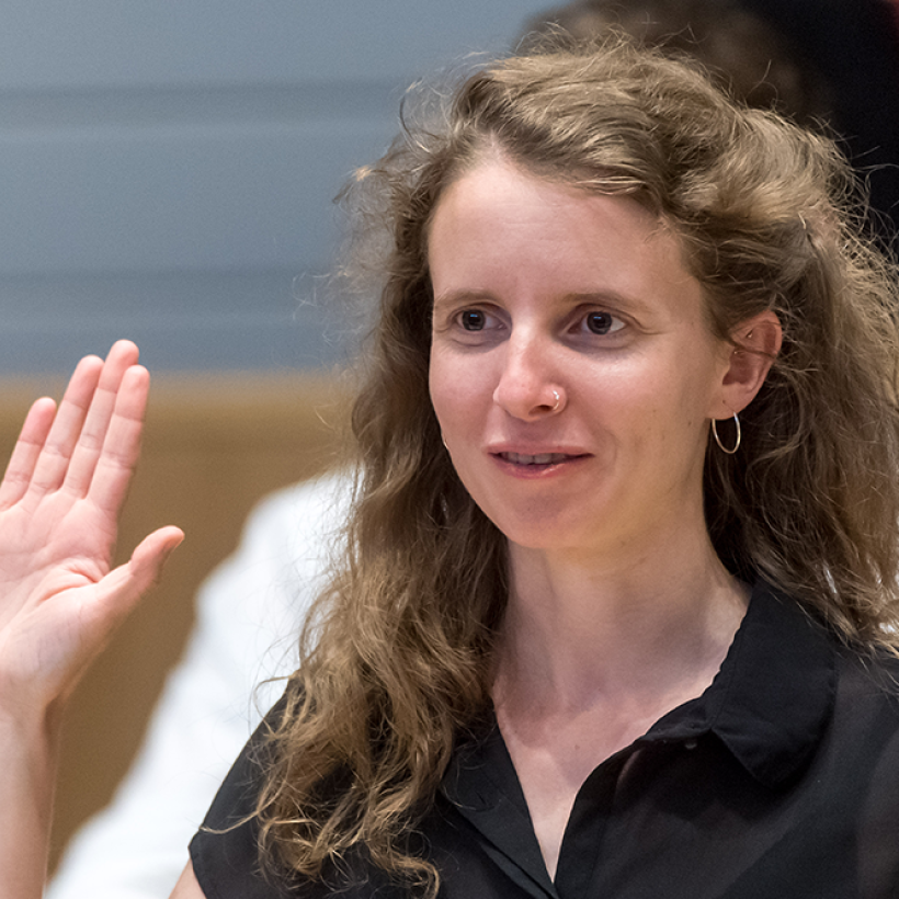 « Les étudiant-e-s en difficulté ont besoin d'aide concrète, pas de caricatures »