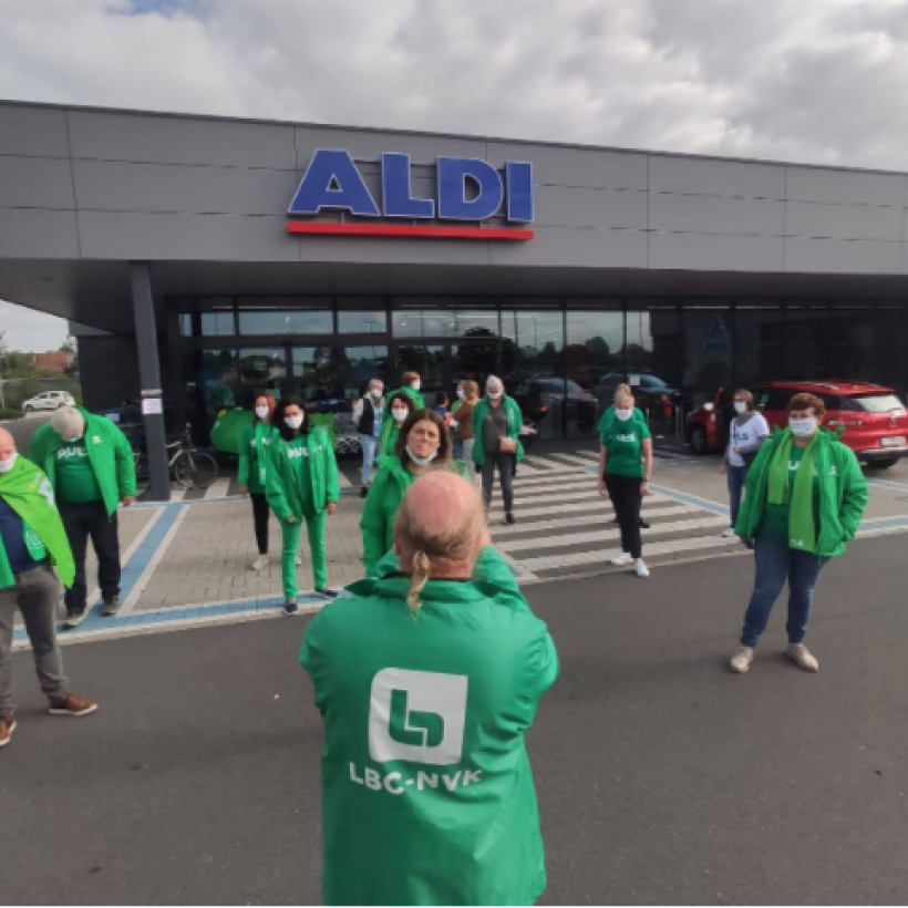 Le personnel d’Aldi remporte une première victoire pour l’ensemble du secteur
