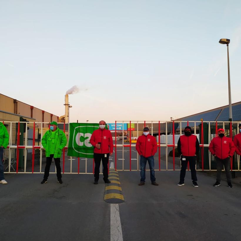 « Nous avons fait tourner la boutique pendant la crise du coronavirus. On mérite quelque chose en retour. »