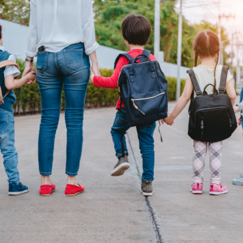 Les fournitures scolaires doivent être gratuites pour l'enseignement primaire : « La ministre doit inscrire les moyens nécessaires au budget »
