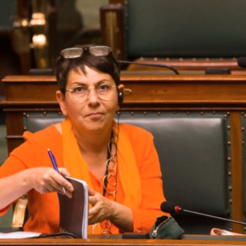 Le PTB demande la prolongation du chômage temporaire corona et l'assimilation du pécule de vacances