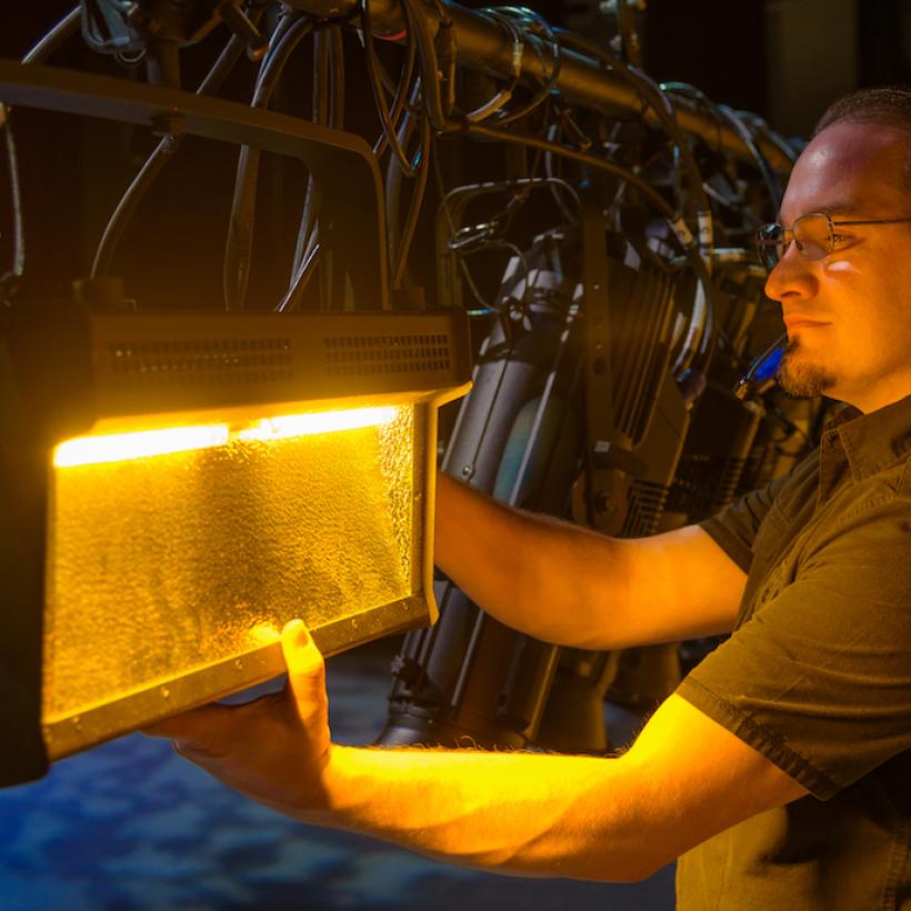 Pour une aide de 2 000 euros pour les travailleurs de la culture en Wallonie