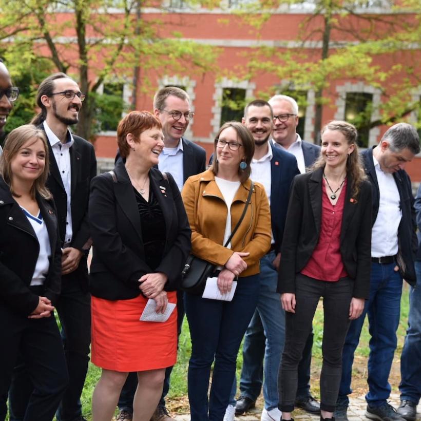 Entrée des nouveaux élus du PTB qui vont ouvrir les portes du Parlement wallon