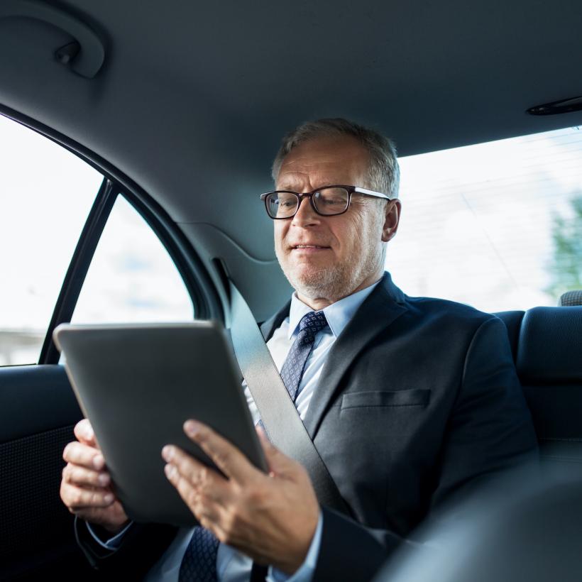 #JourDesProfiteurs 2022 : un PDG du Bel20 gagne en moins de 6 jours ce qu’un salarié perçoit en moyenne en un an