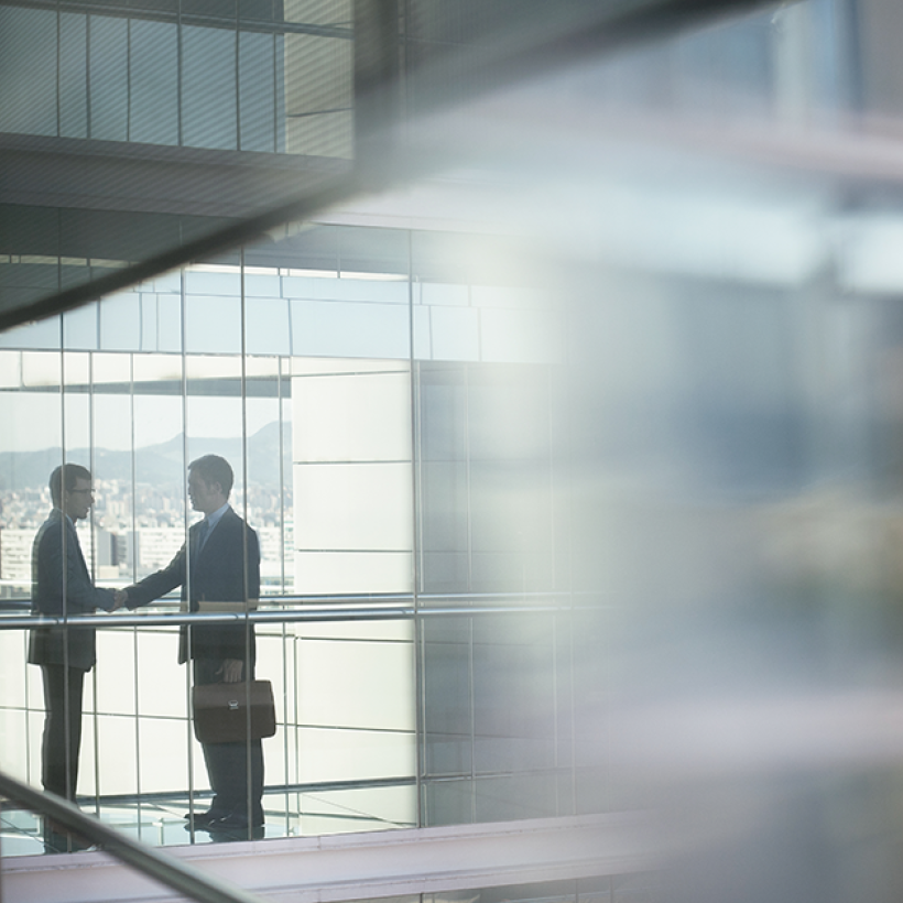 Big Pharma dépense des millions en lobbying pour influencer les décisions : le PTB exige des mesures 