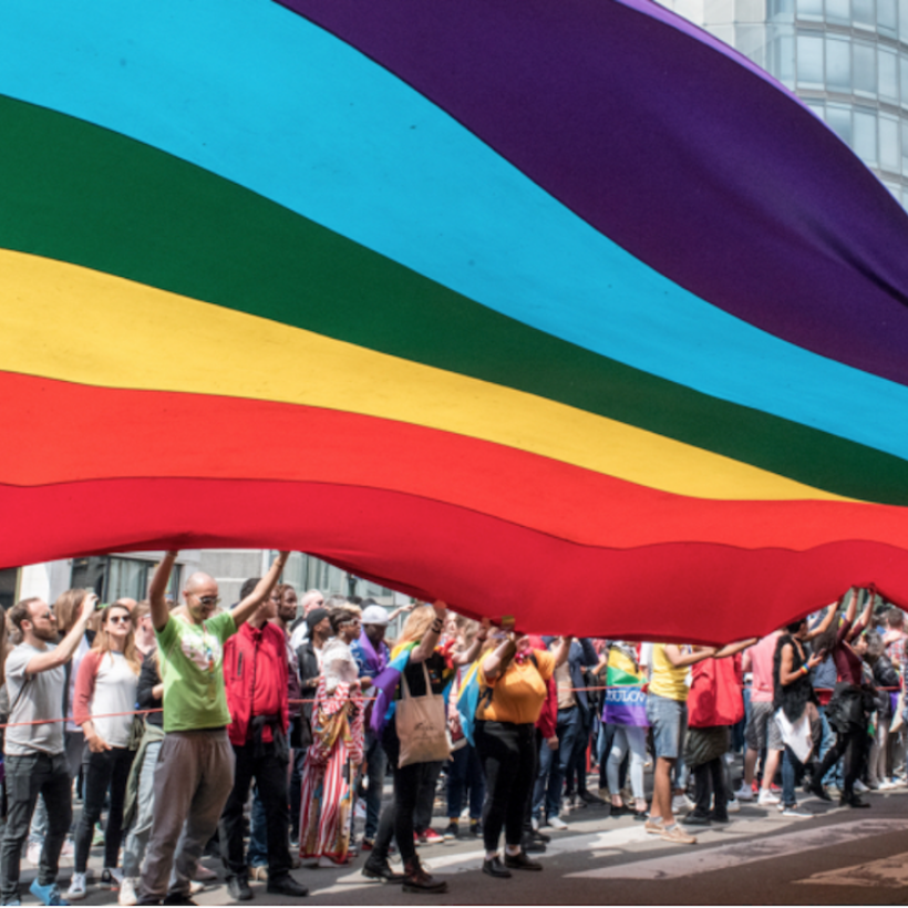 Éteindre ensemble la flambée de violences à l’encontre des personnes LGBT