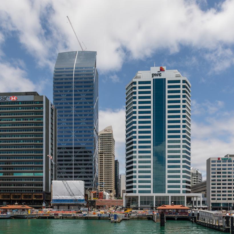 Pour son plan de relance économique, le gouvernement wallon se paie les conseils de PwC, spécialiste de la grande fraude fiscale