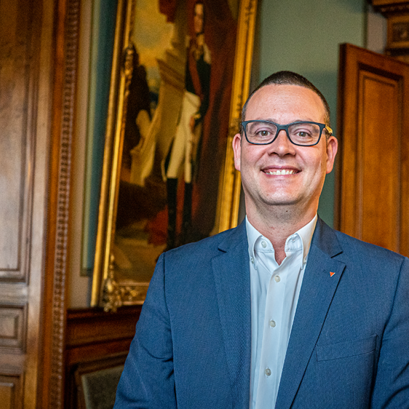 Le PTB fait mordre la poussière au Vlaams Belang, qui retire sa plainte