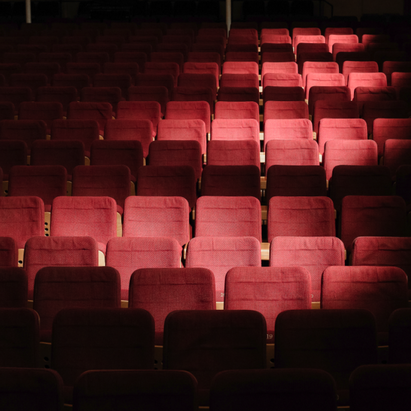 Fermeture du secteur culturel : le PTB demande la convocation d’une commission de la Culture en urgence à la Fédération Wallonie-Bruxelles