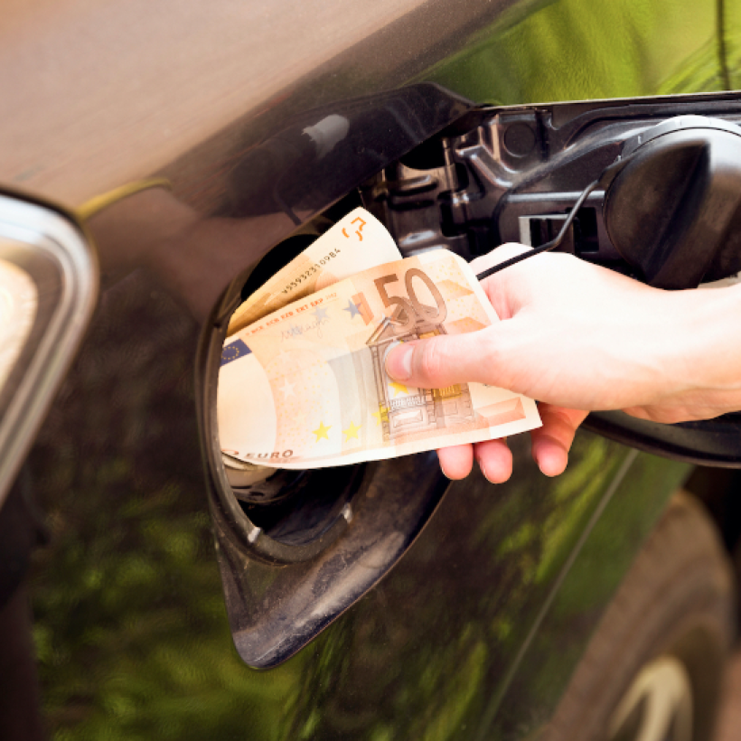 L'essence repasse la barre des 1,7 €/l : le ministre Van Peteghem doit tenir sa promesse et réduire les accises dès demain