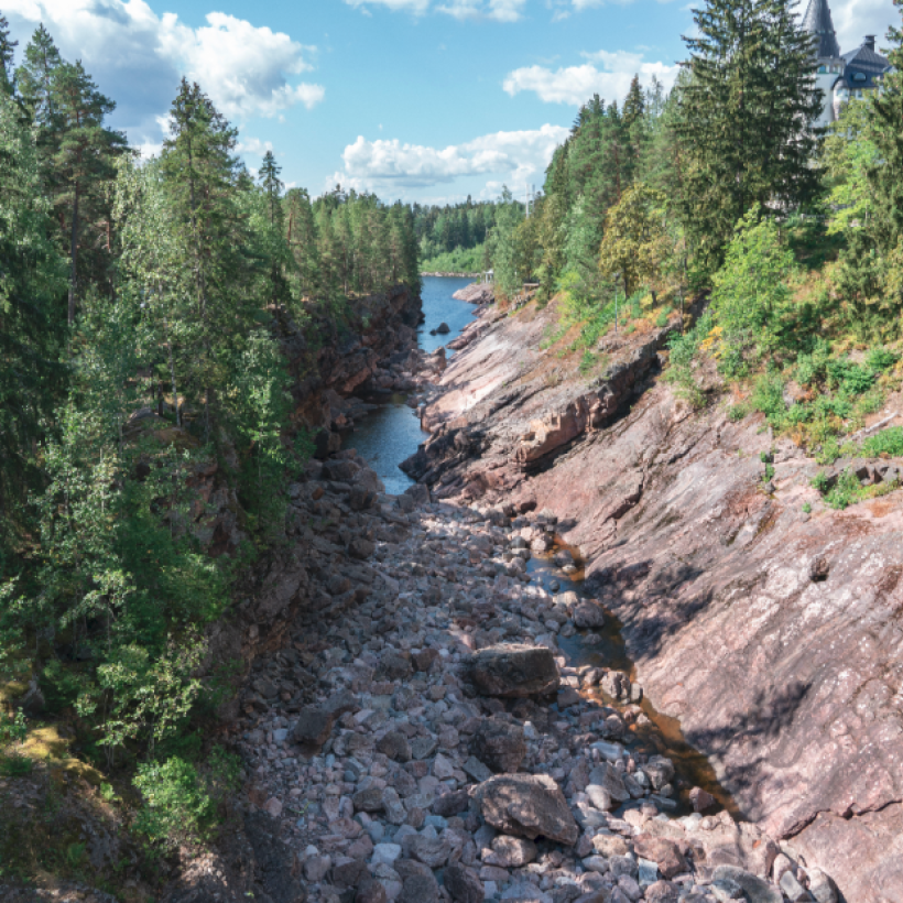 Canicule, sécheresse et inondations : les trois faces d'un même échec politique