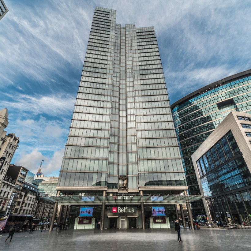 Les pressions politiques organisées par Belfius sont très graves au niveau démocratique