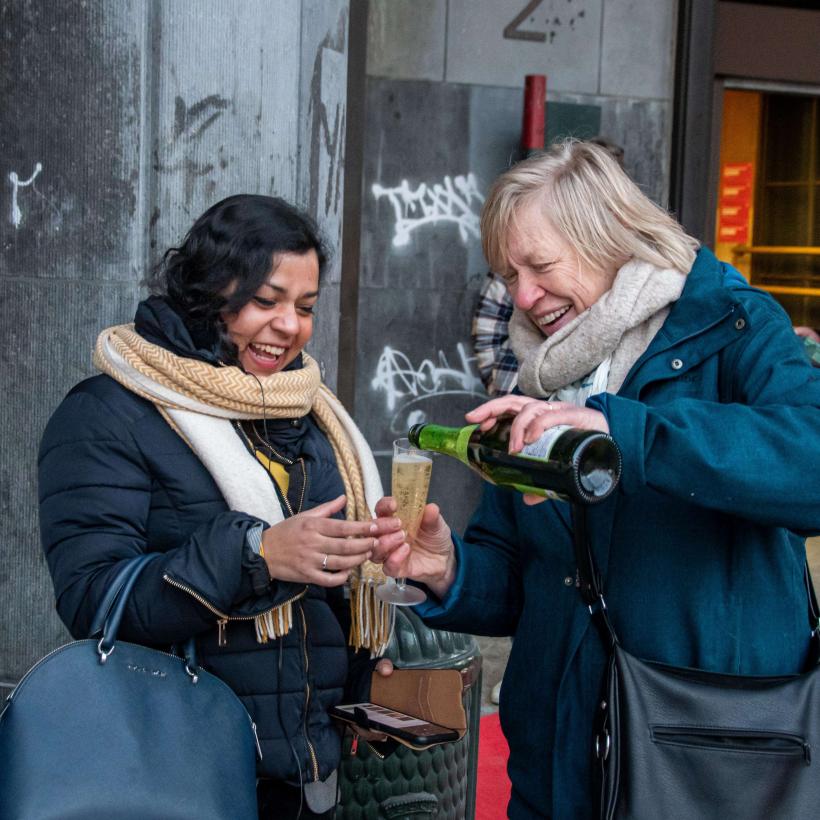 Le PTB proteste contre l'augmentation des tarifs de la SNCB : « Des prix de première classe pour un service de troisième classe ? »