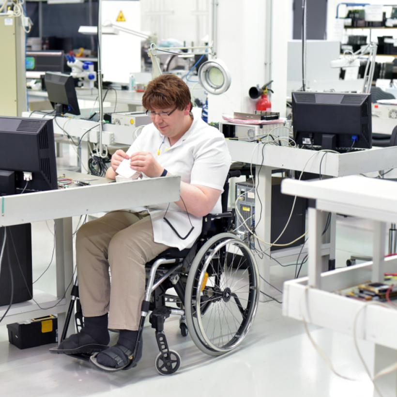 Entreprises de travail adapté : le PTB demande le respect de la distanciation sociale de 1m50