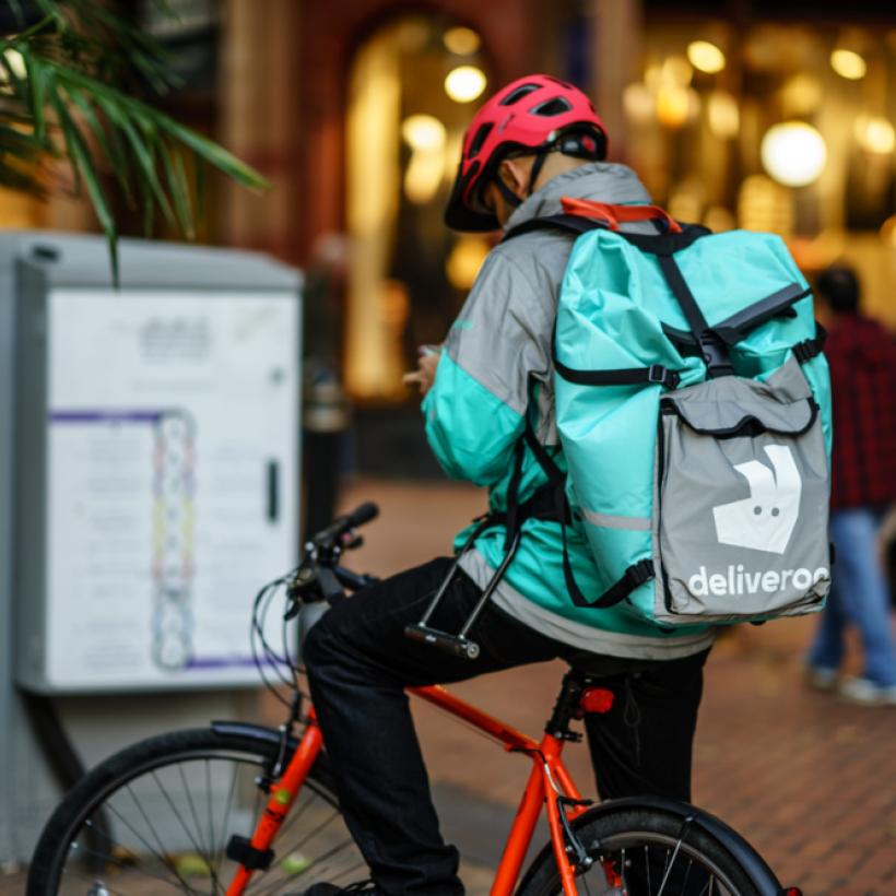 Travailleurs de plateformes: la Vivaldi fait marche arrière et laisse les travailleurs sur le carreau