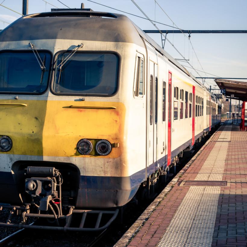 Le PTB dénonce les deals coûteux des chemins de fer belges avec des paradis fiscaux