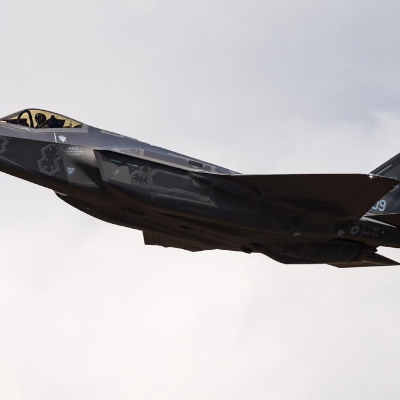 La ministre de la Défense avoue que le contrat des F-35 peut être rompu immédiatement