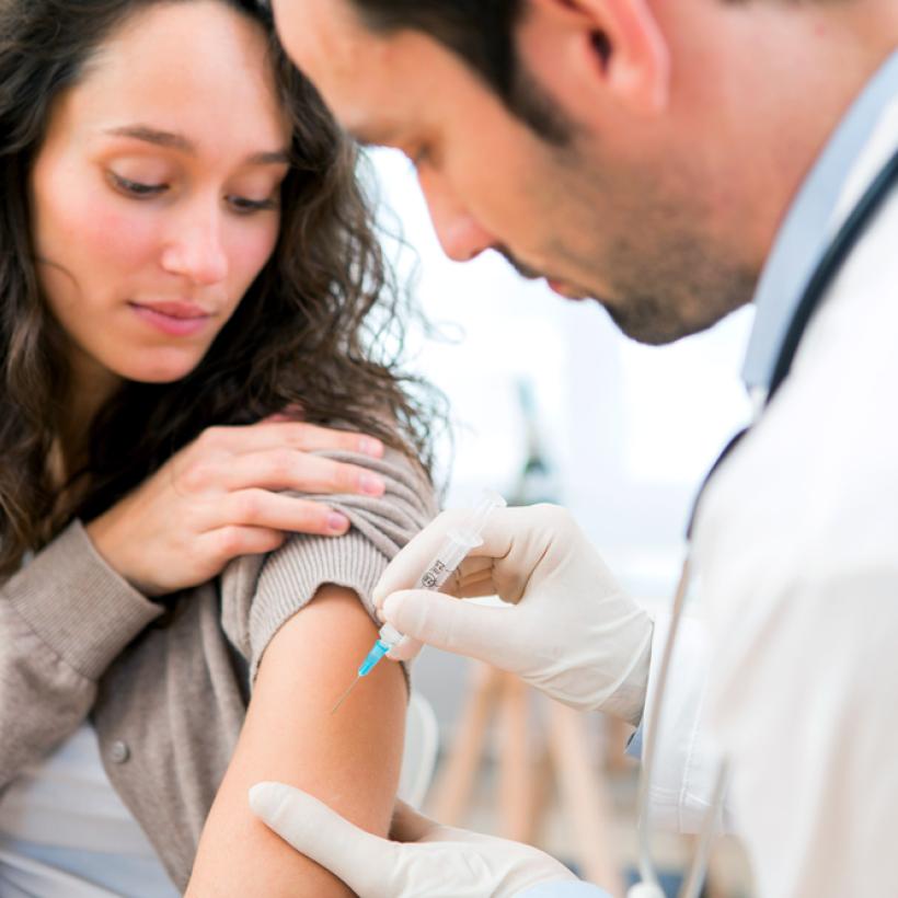 Coronavirus: le PTB veut garantir l’accès au futur traitement pour tous via des licences contraignantes