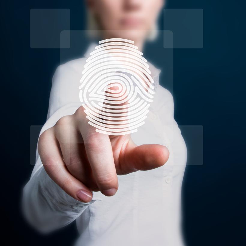Empreintes digitales : les autorités mettent vos données privées en danger