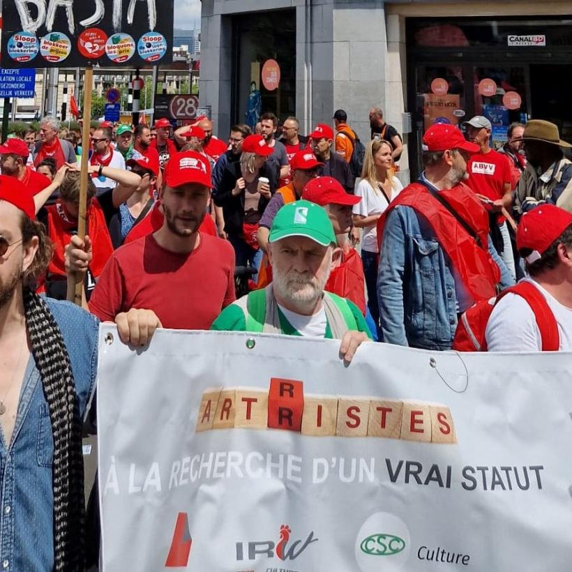 La réforme du statut d’artiste ne répond pas aux attentes en matière de protection sociale et de qualité d’emploi