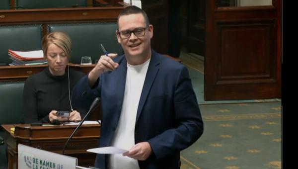 Raoul Hedebouw in de Kamer