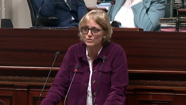 Sofie Merckx intervient à la Chambre.