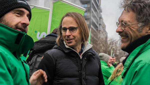 Benjamin Pestieau lors de la manifestation européenne du 5 février 2025 pour l'industrie européenne