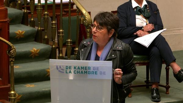 Nadia Moscufo prend la parole à la Chambre