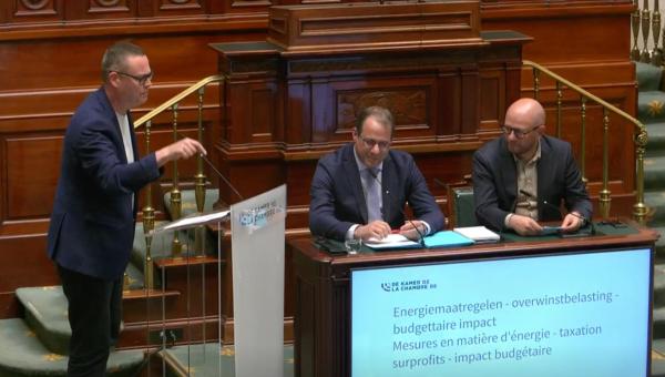 Raoul Hedebouw intervient à la Chambre